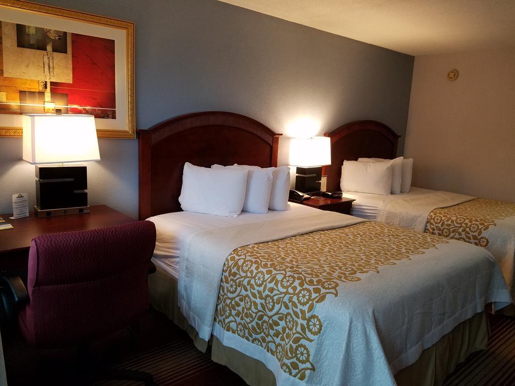 Days By Wyndham Hotel 2*